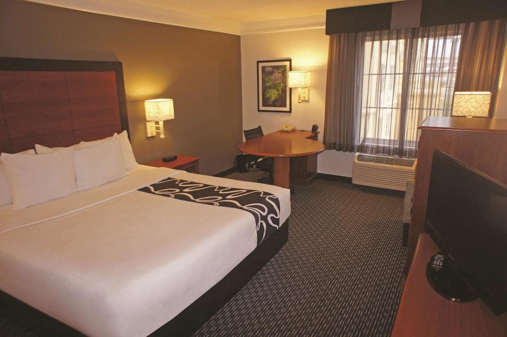 Hotel La Quinta By Wyndham San Antonio Airport Exterior foto