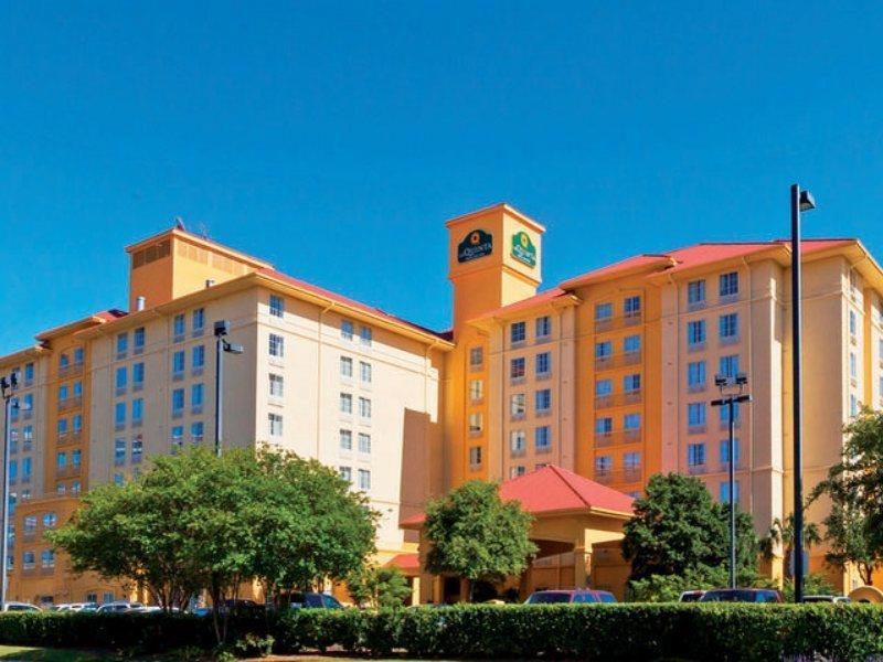 Hotel La Quinta By Wyndham San Antonio Airport Exterior foto