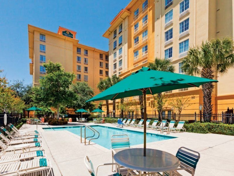 Hotel La Quinta By Wyndham San Antonio Airport Exterior foto